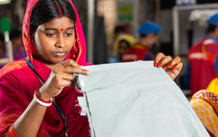 Article Image for Corporate Social Responsibility in Apparel Manufacturing